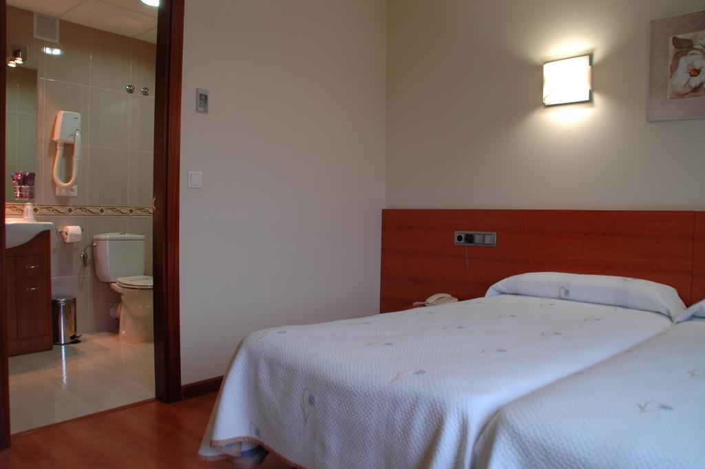Hotel Zaravencia By Bossh Hotels Toro Exterior photo