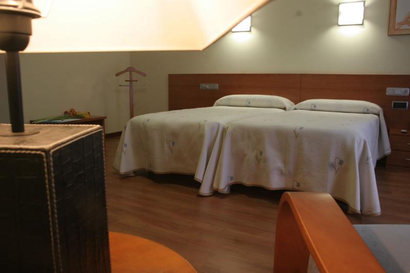 Hotel Zaravencia By Bossh Hotels Toro Exterior photo